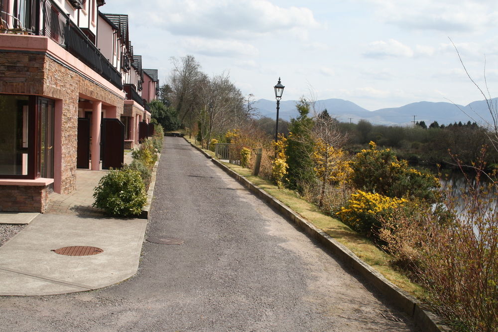 2 Mile Lodge Kenmare Exteriér fotografie